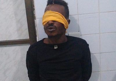 القبض على متهم بقتل مواطن ونجله في المحاريق