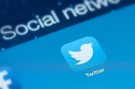 "تويتر" ترصد 300 ألف تغريدة مثيرة خاصة بالانتخابات الأمريكية