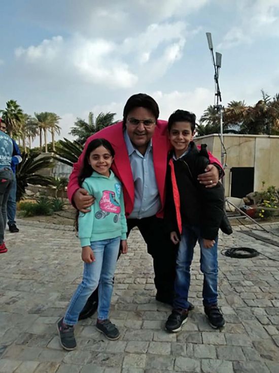 شيكو مع أحدث المنضمين لمسلسل "اللعبة 2" (صور)