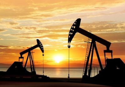 النفط يعوض خسائره.. برنت يصعد 0.3% والبرميل يسجل ‏44.46 دولار