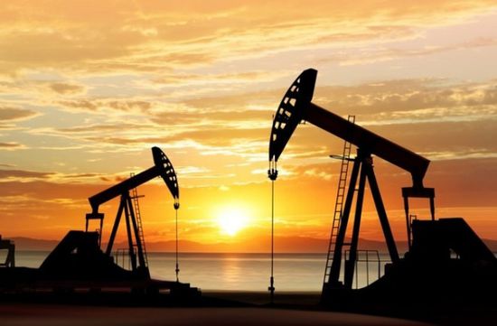 النفط يعوض خسائره.. برنت يصعد 0.3% والبرميل يسجل ‏44.46 دولار