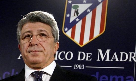 رئيس أتلتيكو مدريد: ما يحدث في المنتخبات الوطنية «عار»