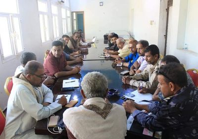 "الشحر" تستعد لسوء الأحوال الجوية بغرفة عمليات