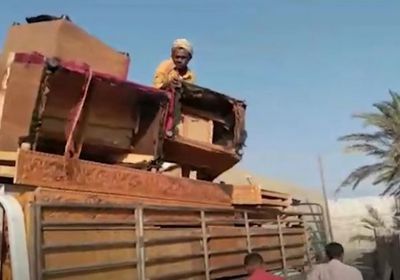 شاهد.. الهجمات الصاروخية الحوثية تخلف خرابًا هائلًا