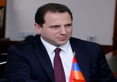  أنباء حول استقالة وزير دفاع أرمينيا