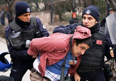  تركيا تعتقل نحو 100 شخص بدعوى تورطهم بقضايا إرهاب