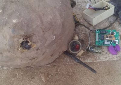 نزع 3 قنابل حوثية في مديريتي موزع والمخا