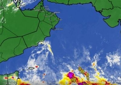 في ظاهرة نادرة.. 3 حالات مدارية تضرب بحر العرب