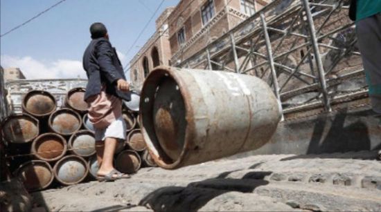 مليشيا الحوثي ترفع أسعار الغاز المنزلي بصنعاء