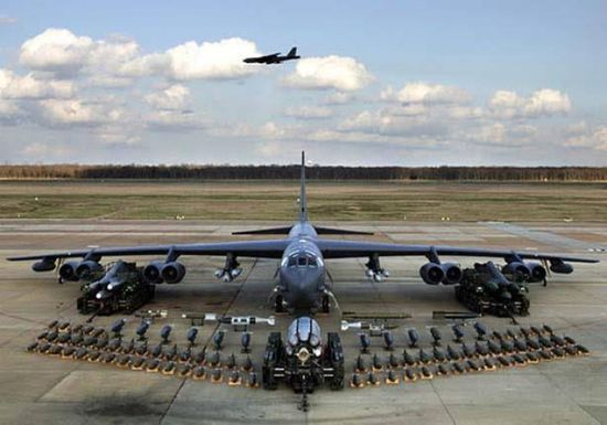  أمريكا تعتزم نشر قاذفات بي - 52 بالشرق الأوسط