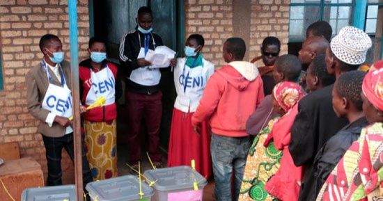 كينيا تسجل 1211 إصابة جديدة بفيروس كورونا