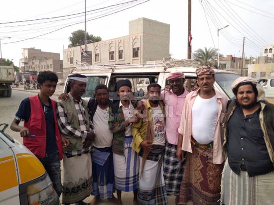 سائقو جعار يدعون "أسمنت باتيس" لترميم طريق زنجبار 