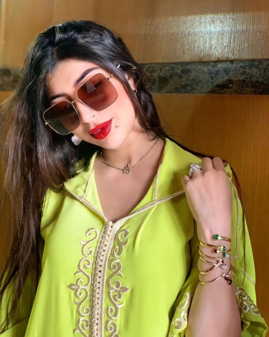 بالصور.. أول جلسة تصوير لـ دنيا بطمة بعد ولادتها