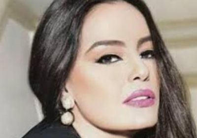 شريهان تتبرع بفستانها لمزاد لصالح ضحايا مرفأ بيروت