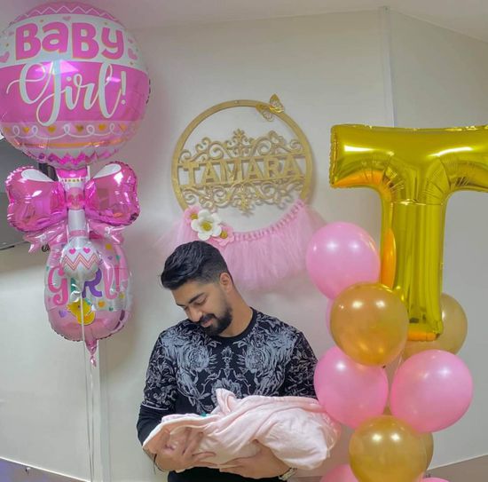 مينا عطا يستقبل طفلته الأولى "تمارا"