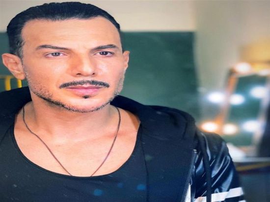 باسل خياط ناعيًا مارادونا :كنت سببًا لما أنا عليه