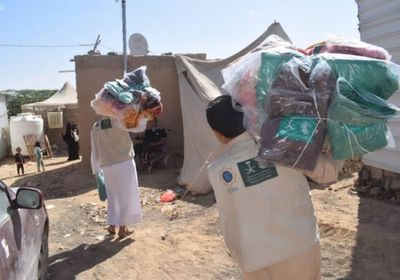 "سلمان للإغاثة" يمنح 650 أسرة بالجوف حقائب شتوية