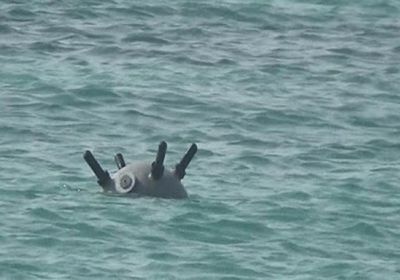 "المليشيا تهدد أمن الملاحة".. التحالف العربي يدمر لغمين بحريين حوثيين