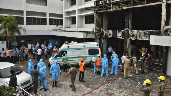 مصرع 5 مصابين بـ كورونا في حريق مستشفى بالهند