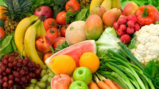 أسعار الخضروات والفواكه بأسواق العاصمة عدن اليوم الإثنين