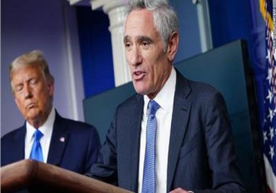 استقالة مستشار لـ ترامب بسبب فيروس كورونا