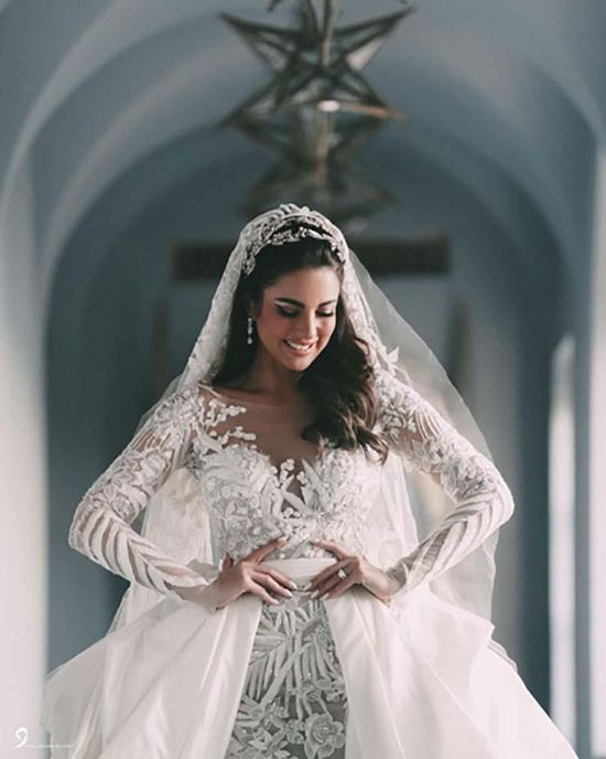 درة تنشر صور جديدة من حفل زفافها