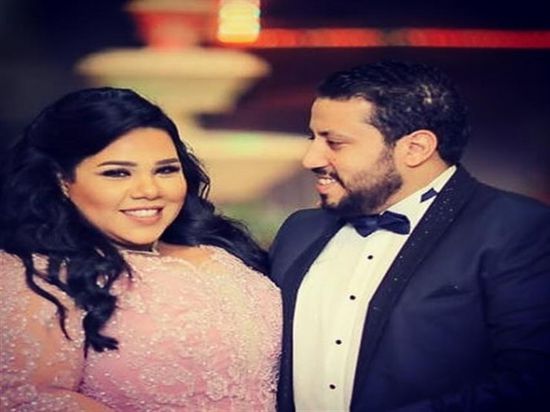 شيماء سيف تطلب من جمهورها الدعاء لزوجها