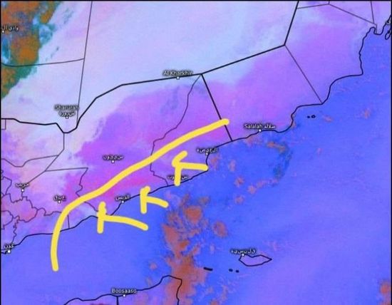 بحر العرب يقذف سحبًا منخفضة باتجاه الجنوب