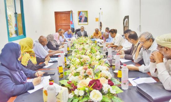 بأول اجتماعاتها.. الاقتصادية العُليا تصدر قرارات لإنهاء أزمات الجنوب