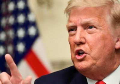 ترامب يهدد بتعطيل قانون التمويل العسكري