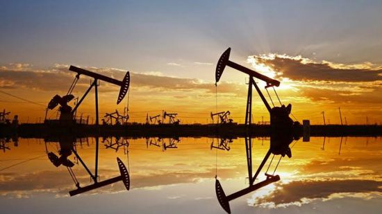 النفط يهبط 0.5 %.. برنت يسجل 48.03 دولار للبرميل والأمريكي 45.01