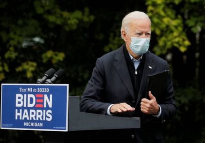 بايدن يعتزم مطالبة الأمريكيين بارتداء الكمامات لمدة 100 يوم