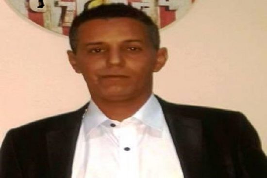 كاتب يتوقع عقد قمة خليجية بالرياض بحضور أمير قطر