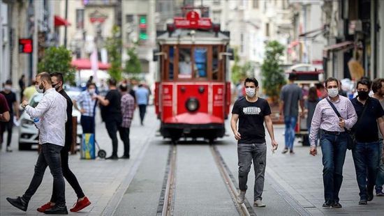 تركيا تفرض عزلًا عامًا خلال عطلات نهاية الأسبوع