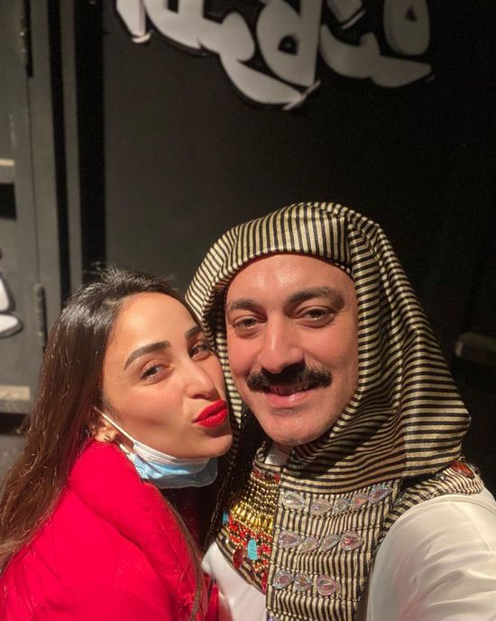 زوجة دياب تحتفل بعيد ميلاده والأخير يرد