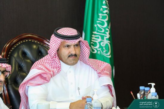 آل جابر وحجار يبحثان إقرار رؤية تنموية باليمن