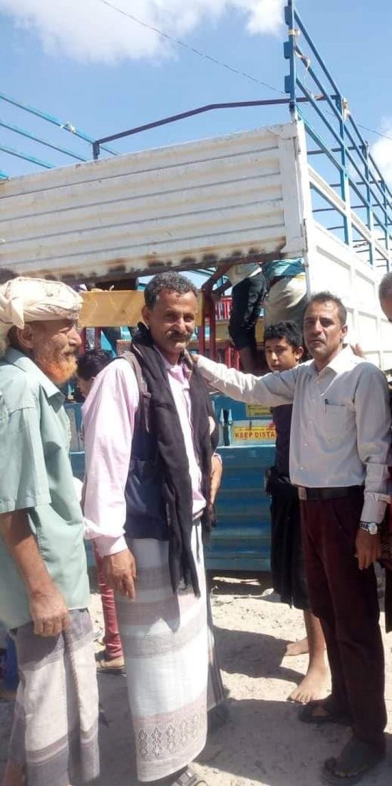 تدبير مقاعد لـ 108 طلاب بمدرسة الجبلة في ردفان