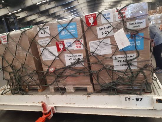 شحنة أدوية لمكافحة الملاريا في اليمن