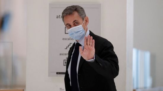 ساركوزي متهم بمحاولة رشوة قاض