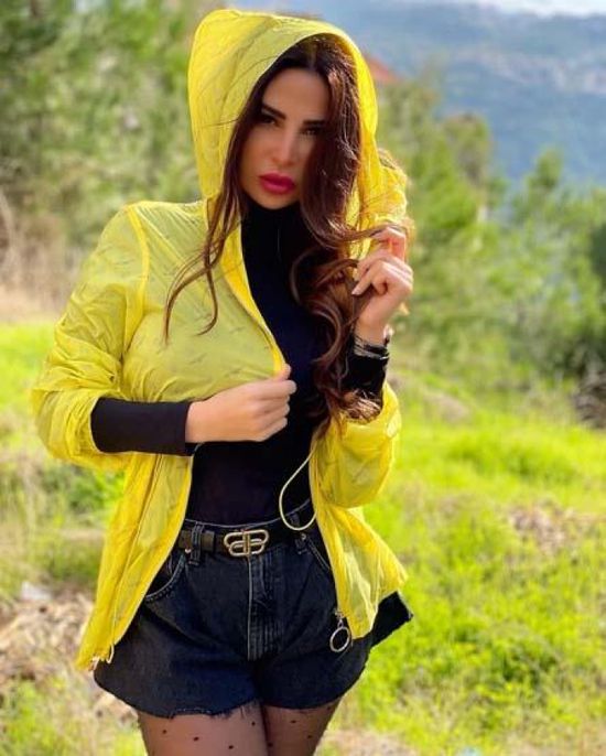 نيللي مقدسي تخضع لجلسة تصوير جديدة