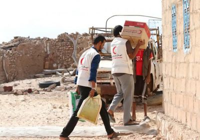 "هلال الإمارات" يوزع 10 أطنان مساعدات في حبان