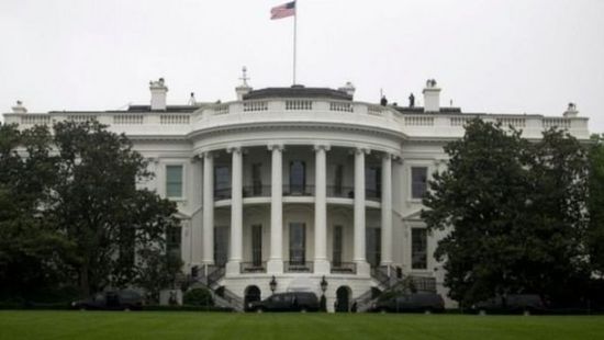  البيت الأبيض: سخرنا العلماء وجبروت الصناعة الأمريكية لمكافحة كورونا