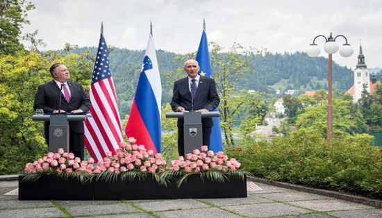 أمريكا توقع مذكرات تفاهم مع سلوفينيا
