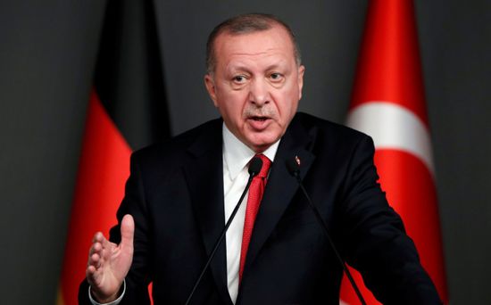 الرئيس التركي يستبق العقوبات الأوروبية ويقلل من شأنها