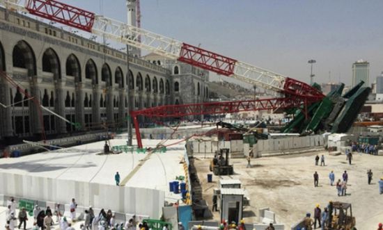 السعودية.. براءة 13 شخصًا متهمين في "رافعة الحرم"