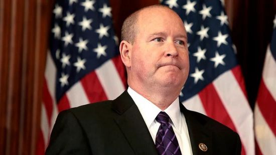 سيناتور أمريكي يهاجم عرقلة الحزب الديمقراطي لمساعدات ضحايا كورونا