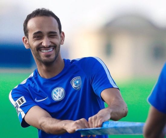 الهلال يقترب من تجديد تعاقده مع عبد الله عطيف