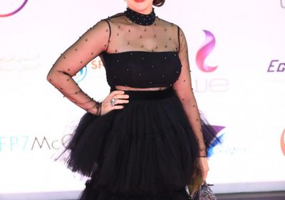 يسرا اللوزي تظهر بوزن زائد في ختام مهرجان القاهرة السينمائي (صور)