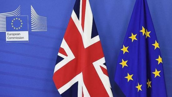 ‏"بريطانيا وبروكسل" يواجهان قرارًا حاسمًا بشأن الاتفاق التجاري