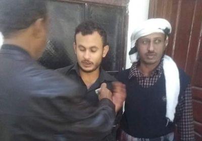 بعد تعذيبه.. مليشيا الشرعية تطلق سراح الطالب راجي الردفاني